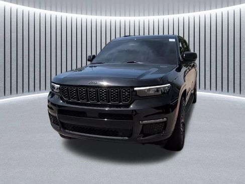 Used 2024 Jeep Grand Cherokee L Summit AWD/4WD image 18