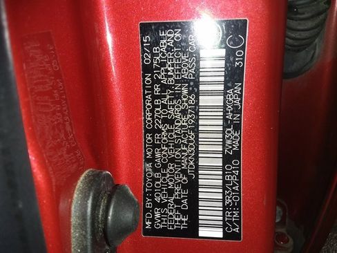 Used 2015 Toyota Prius Four w/ Deluxe Solar Roof Package image 19