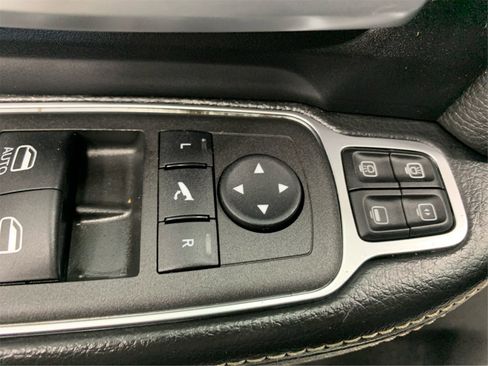 Used 2024 RAM 3500 Big Horn image 29