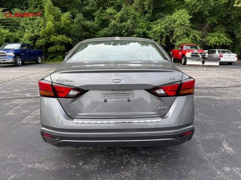 Used 2023 Nissan Altima 2.5 SV AWD/4WD image 8