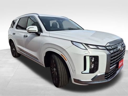 Used 2025 Hyundai Palisade Calligraphy image 5