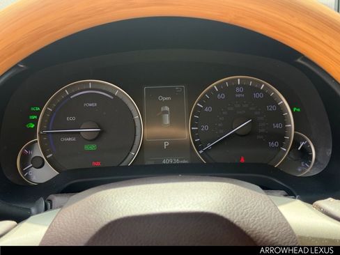 Used 2018 Lexus RX 450h AWD w/ Premium Package image 17