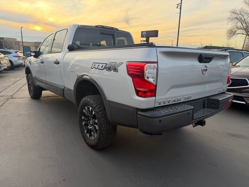 Used 2018 Nissan Titan PRO-4X w/ Pro-4x Utility Package AWD/4WD image 8