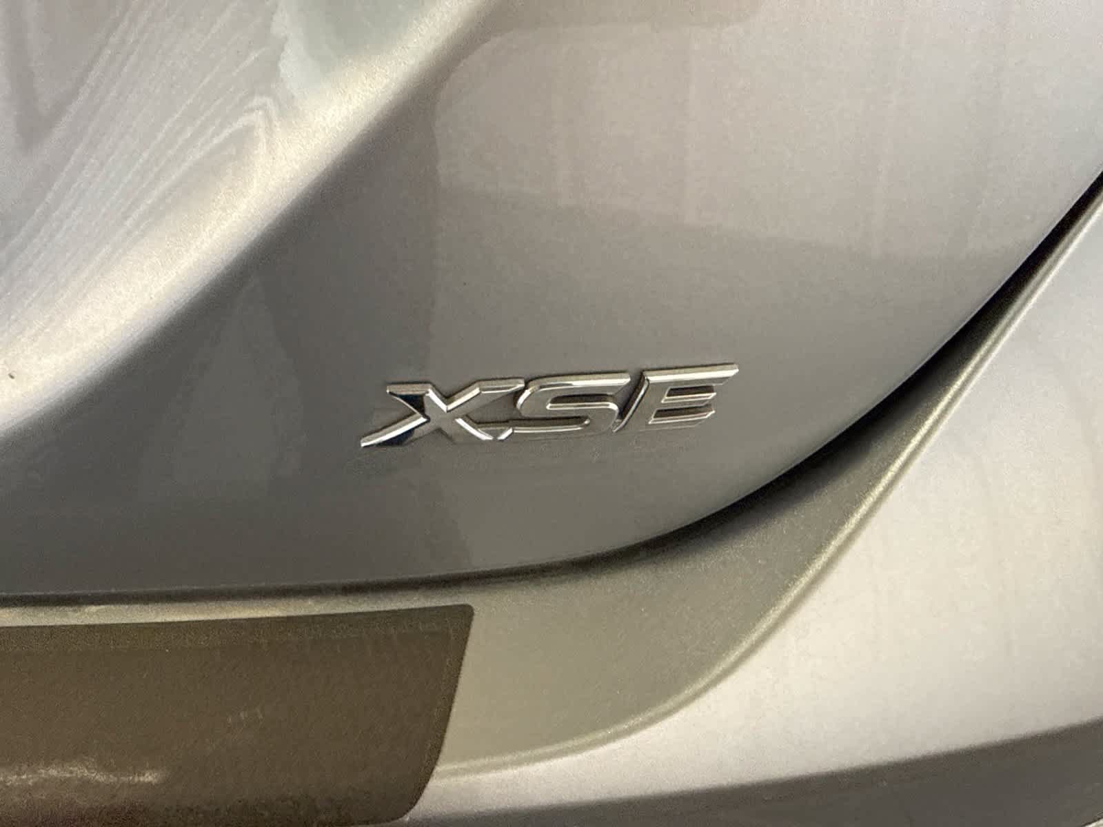 Used 2020 Toyota Camry XSE w/ Driver Assist Package FWD image 15