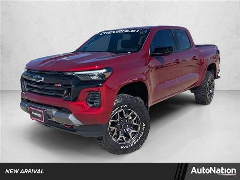 Used 2024 Chevrolet Colorado Z71 w/ Z71 Convenience Package 2 image 1
