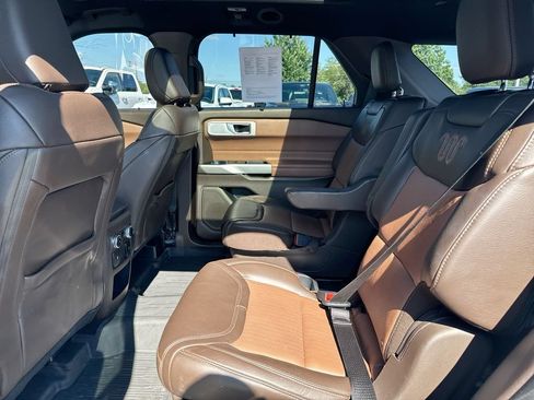 Used 2021 Ford Explorer King Ranch w/ Premium Technology Package AWD/4WD image 24