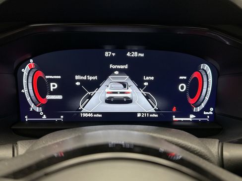 Used 2024 Nissan Z Performance w/ Floor Mat Package RWD image 9