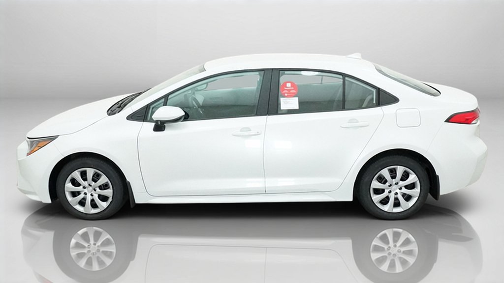 New 2027 Toyota Corolla LE FWD image 2