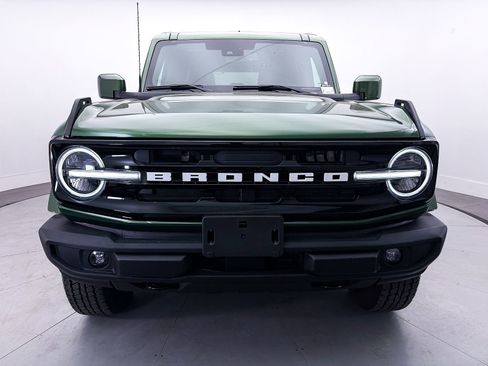 Used 2025 Ford Bronco Outer Banks AWD/4WD image 12
