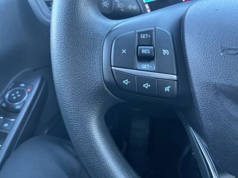 Used 2021 Ford Escape SE w/ SE Sport Appearance Package image 26