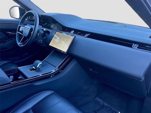 Used 2024 Land Rover Range Rover Evoque Dynamic SE image 31