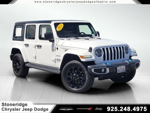 Used 2023 Jeep Wrangler Unlimited Sahara w/ Cold Weather Group AWD/4WD image 1
