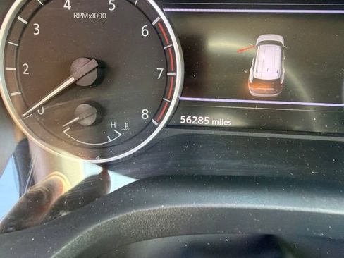 Used 2024 Nissan Rogue SV AWD/4WD image 7