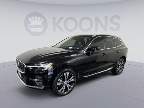 Used 2023 Volvo XC60 B5 Plus AWD/4WD image 1