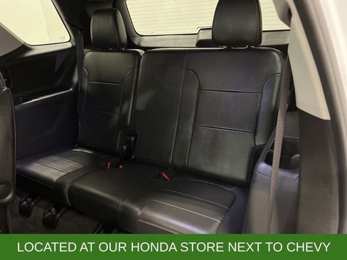 Used 2019 Chevrolet Traverse LT w/ LT Premium Package image 25