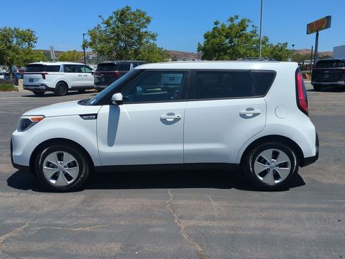 Used 2015 Kia Soul FWD image 9