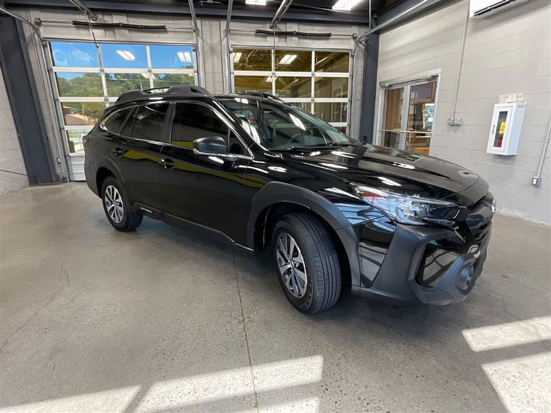 Used 2024 Subaru Outback AWD/4WD image 7