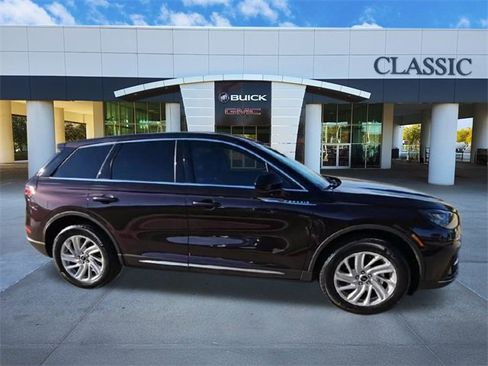 Used 2023 Lincoln Corsair Standard 4D Sport Utility image 8