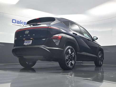 Used 2024 Hyundai Kona SEL AWD/4WD image 44