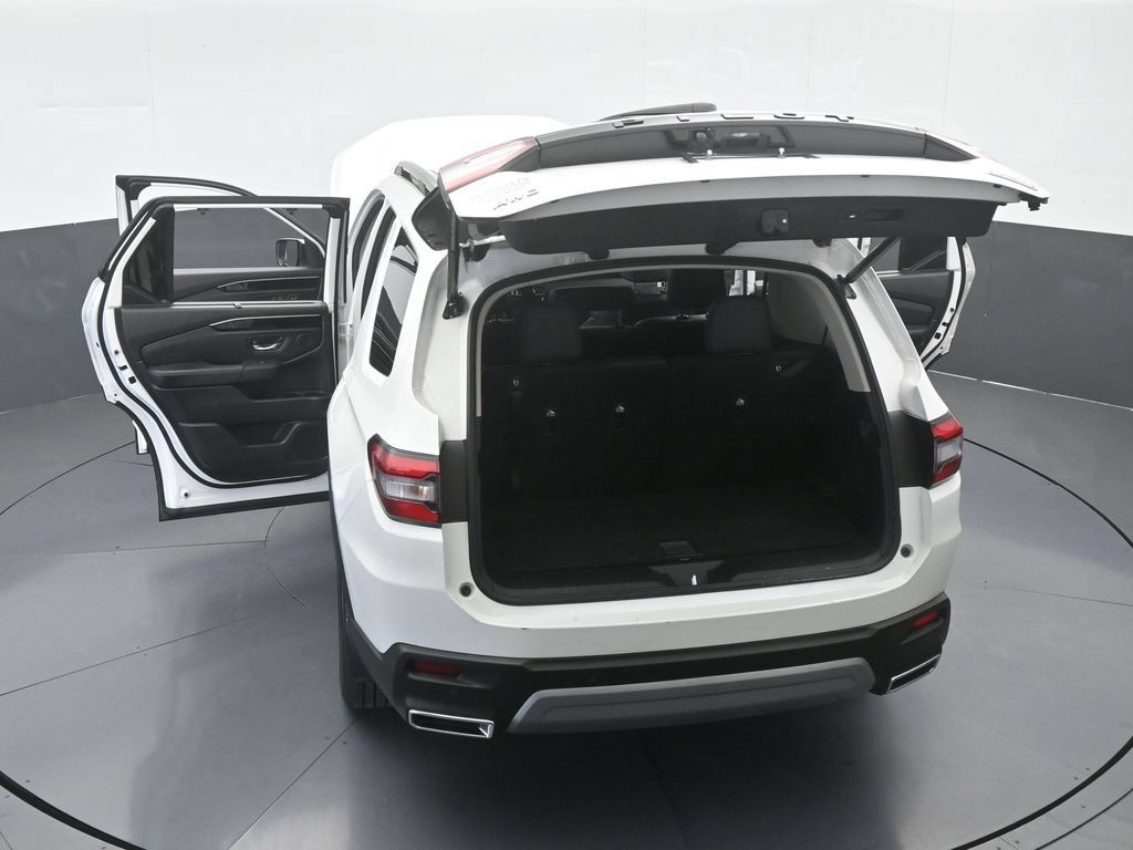 Used 2025 Honda Pilot Touring image 73