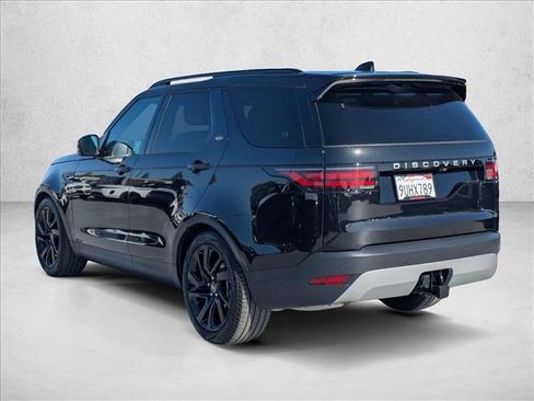 Used 2025 Land Rover Discovery S AWD/4WD image 8
