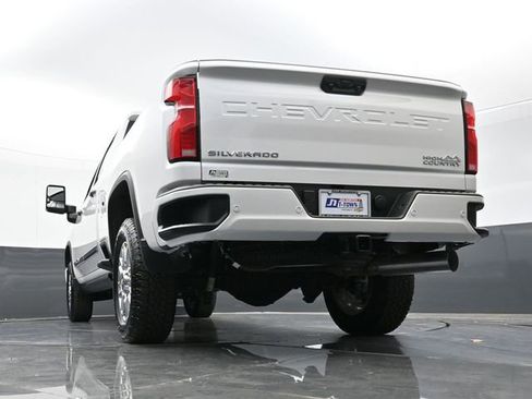 New 2025 Chevrolet Silverado 2500 High Country w/ High Country Premium Package AWD/4WD image 42