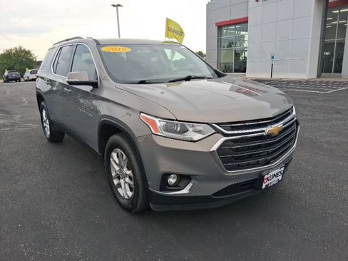 Used 2019 Chevrolet Traverse LT w/ LPO, Cargo Package AWD/4WD image 4