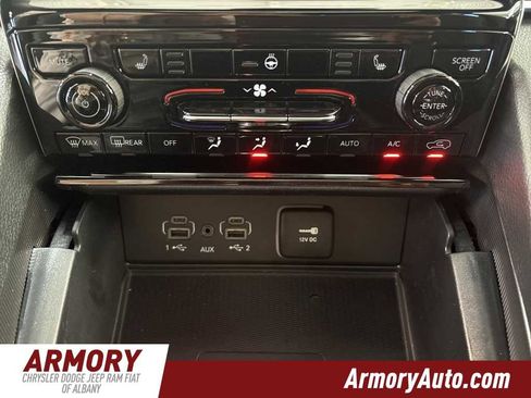 New 2025 Jeep Grand Cherokee L Altitude image 18