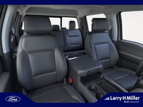 New 2026 Ford F350 Lariat w/ Black Appearance Package AWD/4WD image 10