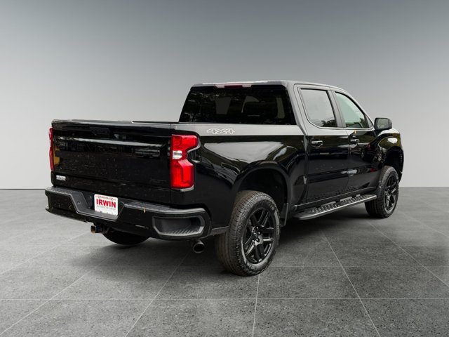 Used 2025 Chevrolet Silverado 1500 RST w/ Dark Appearance Package AWD/4WD image 5