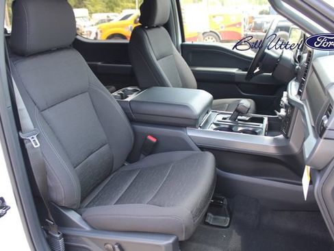 New 2025 Ford F150 XLT w/ Equipment Group 302A MID image 8