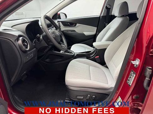 Used 2023 Hyundai Kona SEL image 12