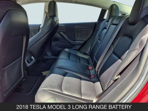 Used 2018 Tesla Model 3 Long Range RWD image 17