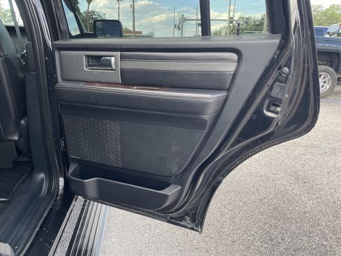 Used 2015 Ford Expedition Platinum AWD/4WD image 43
