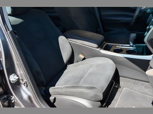 Used 2015 Nissan Altima 2.5 S w/ Power Driver Seat Package FWD image 26