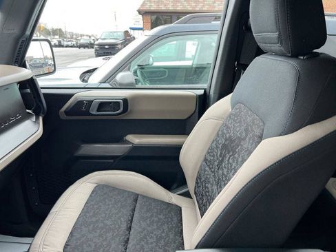 Used 2022 Ford Bronco Wildtrak AWD/4WD image 37