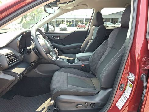 Certified 2025 Subaru Outback Premium AWD/4WD image 15