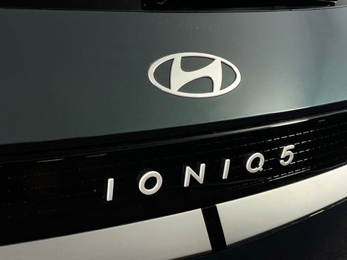 Used 2025 Hyundai Ioniq 5 SE image 15