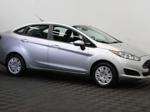 Used 2014 Ford Fiesta S FWD image 1
