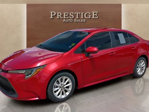 Used 2021 Toyota Corolla LE w/ LE Convenience Package FWD image 19