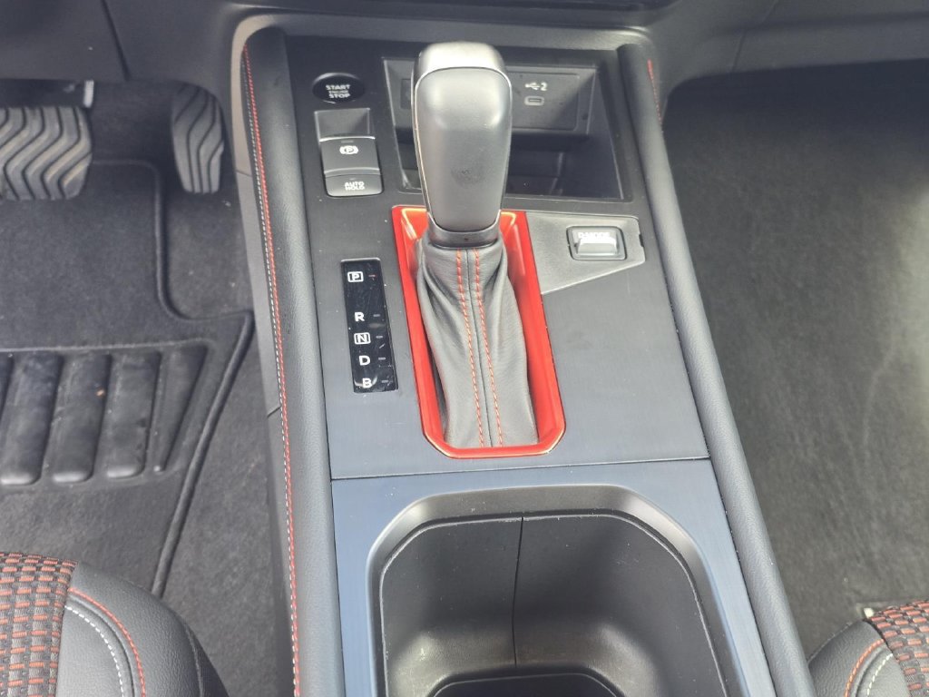 Used 2026 Nissan Kicks SR FWD image 15