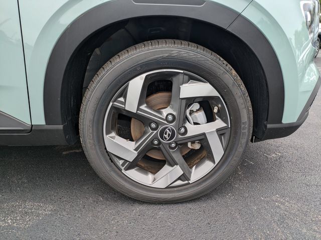 Used 2026 Hyundai Venue SEL FWD image 11
