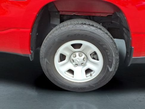 Used 2025 RAM 1500 Tradesman AWD/4WD image 13