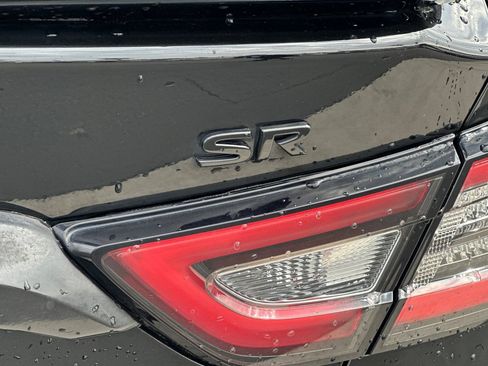Used 2019 Nissan Maxima SR w/ Premium Package FWD image 25