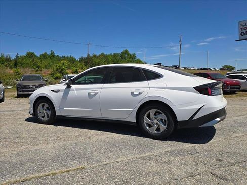New 2026 Hyundai Sonata SE FWD image 5