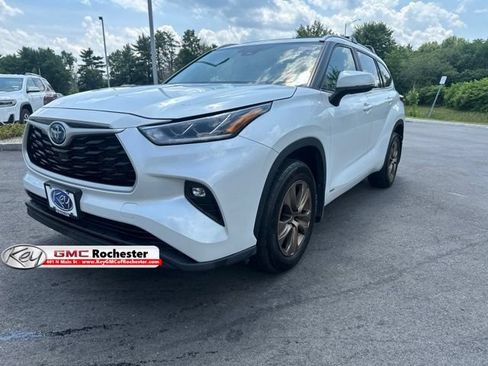 Used 2023 Toyota Highlander Bronze Edition AWD/4WD image 1