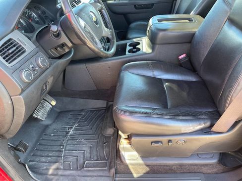 Used 2012 Chevrolet Silverado 2500 LTZ w/ LTZ Plus Package image 19