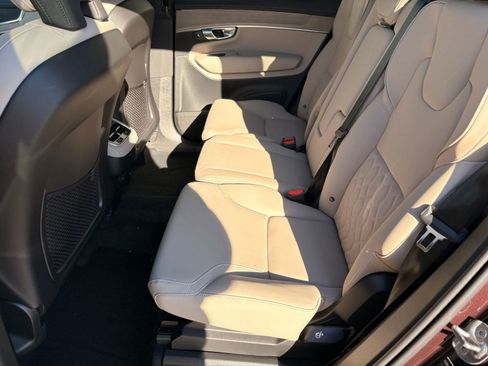 New 2026 Volvo XC90 B5 Core image 15