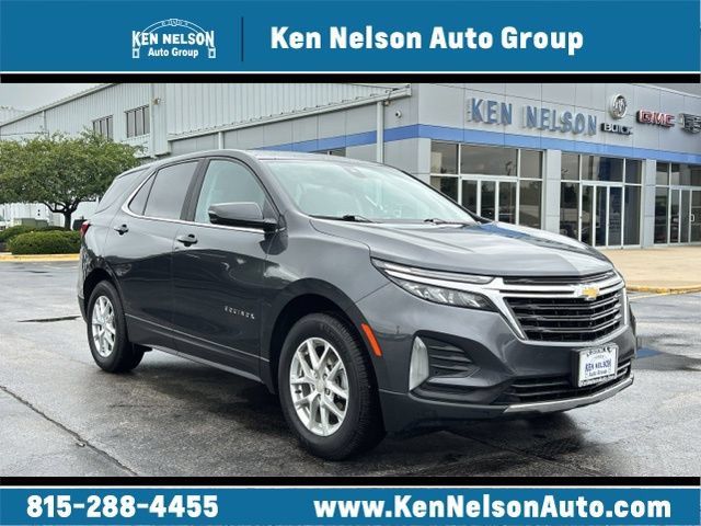 Used 2023 Chevrolet Equinox LT AWD/4WD image 1