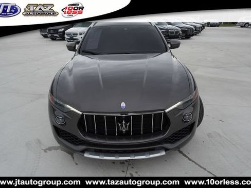 Used 2017 Maserati Levante S AWD/4WD image 2
